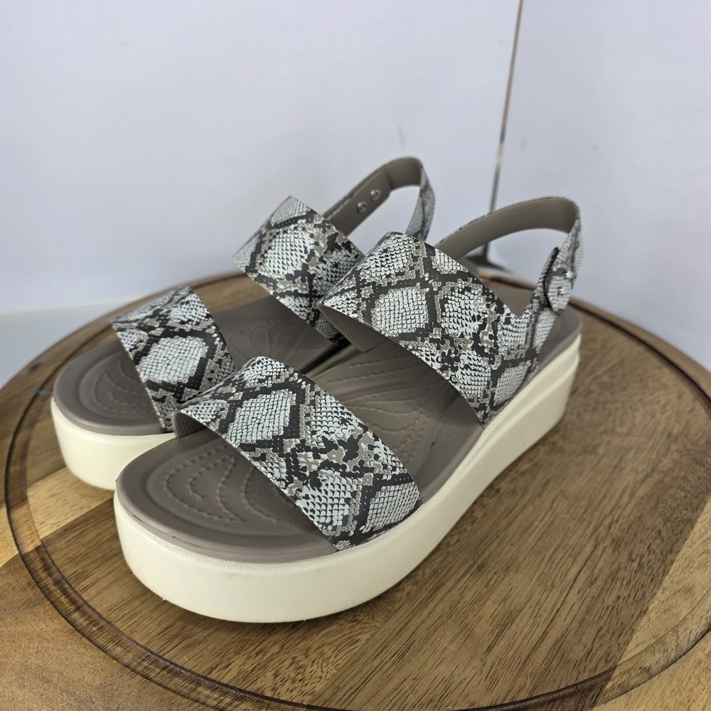 Crocs Brooklyn SNAKE Low Wedge Platform Sandal Womens size Beige Minimalist - Picture 2 of 10